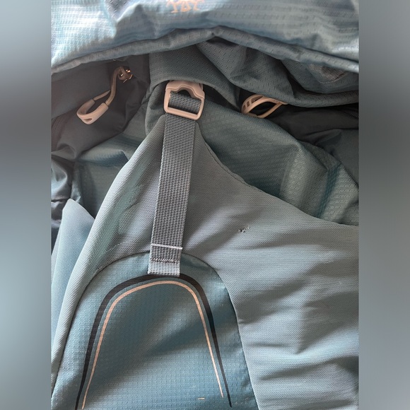 Osprey Aura 65L XS/S Backpacking Pack - Picture 5 of 7